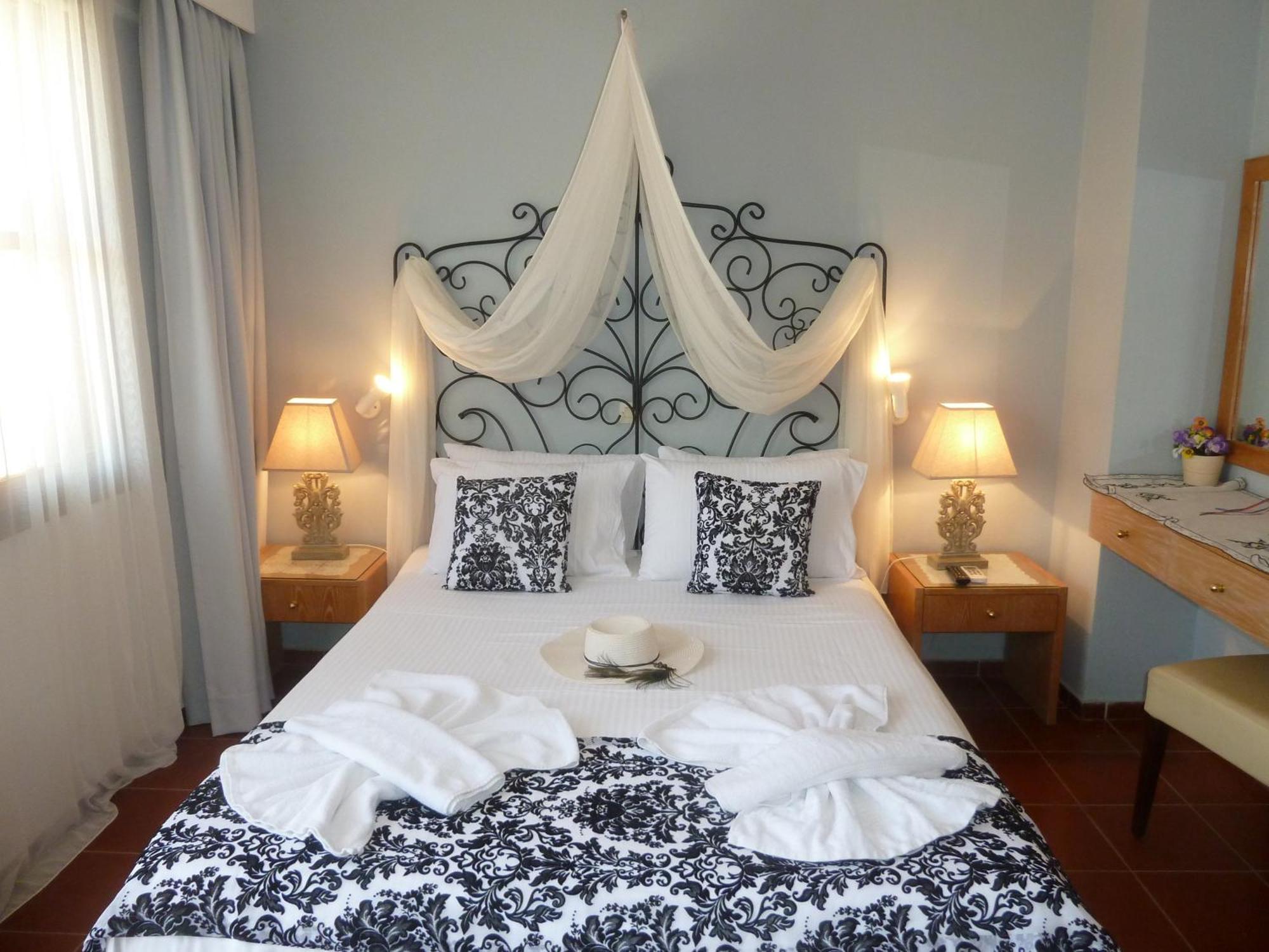 Calergi Residence - Holidays In Crete Atsipopoulo ภายนอก รูปภาพ